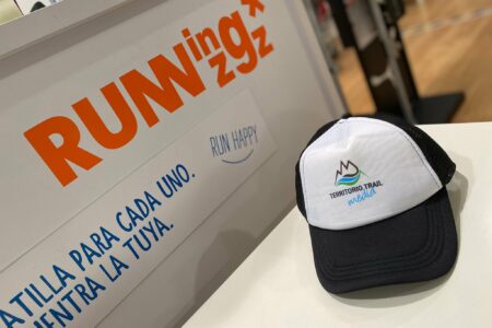 La gorra de Territorio Trail