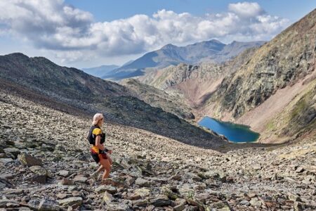 Lindsay Webster y Damien Humbert tocan el cielo en la Skyrace Comapedrosa
