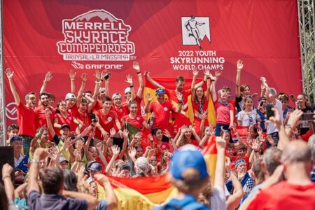 La selección Juvenil de Carreras por Montaña sitúa a España como primera clasificada en los Youth Skyrunning World Championships
