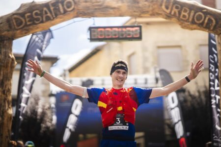 Alain Santamaría, con tres oros, encabeza unos Campeonatos del Mundo de Skyrunning de ensueño para España