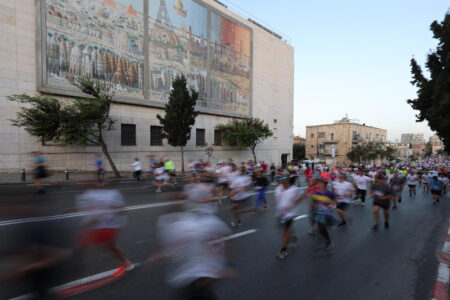 Gerard Morales, TOP10 de prestigio en el Maratón de Jerusalén